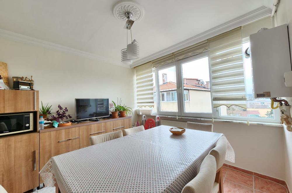 Bahçeköy Merkezde 3+1 Satılık Bakımlı Daire