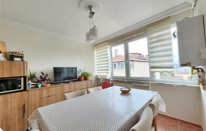 Bahçeköy Merkezde 3+1 Satılık Bakımlı Daire