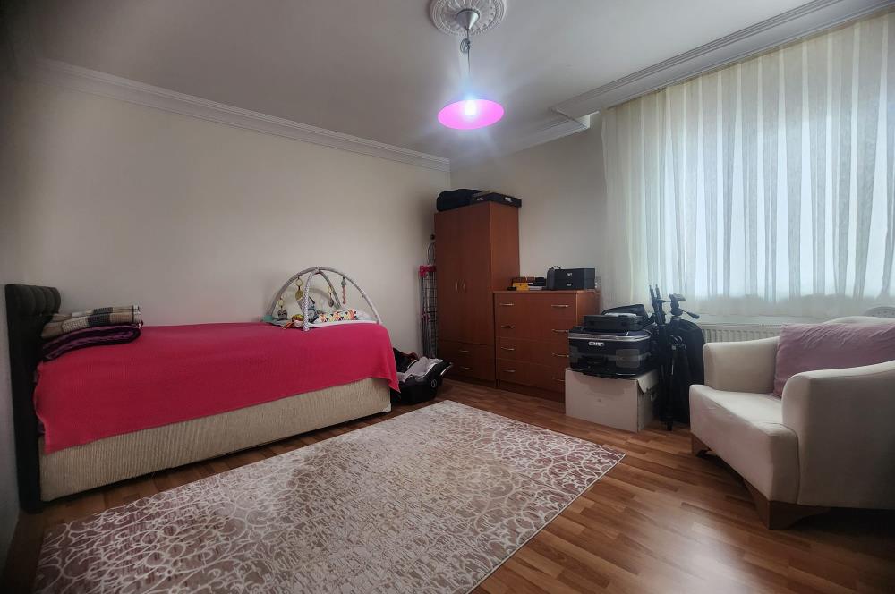 Bahçeköy Merkezde 3+1 Satılık Bakımlı Daire