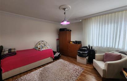 Bahçeköy Merkezde 3+1 Satılık Bakımlı Daire
