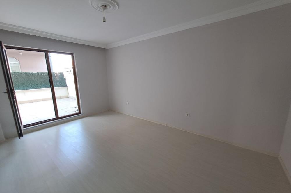 KÖRFEZ YARIMCA ATALAR MAH. CADDE ÜSTÜ SATILIK ARAKAT 3+1 DAİRE