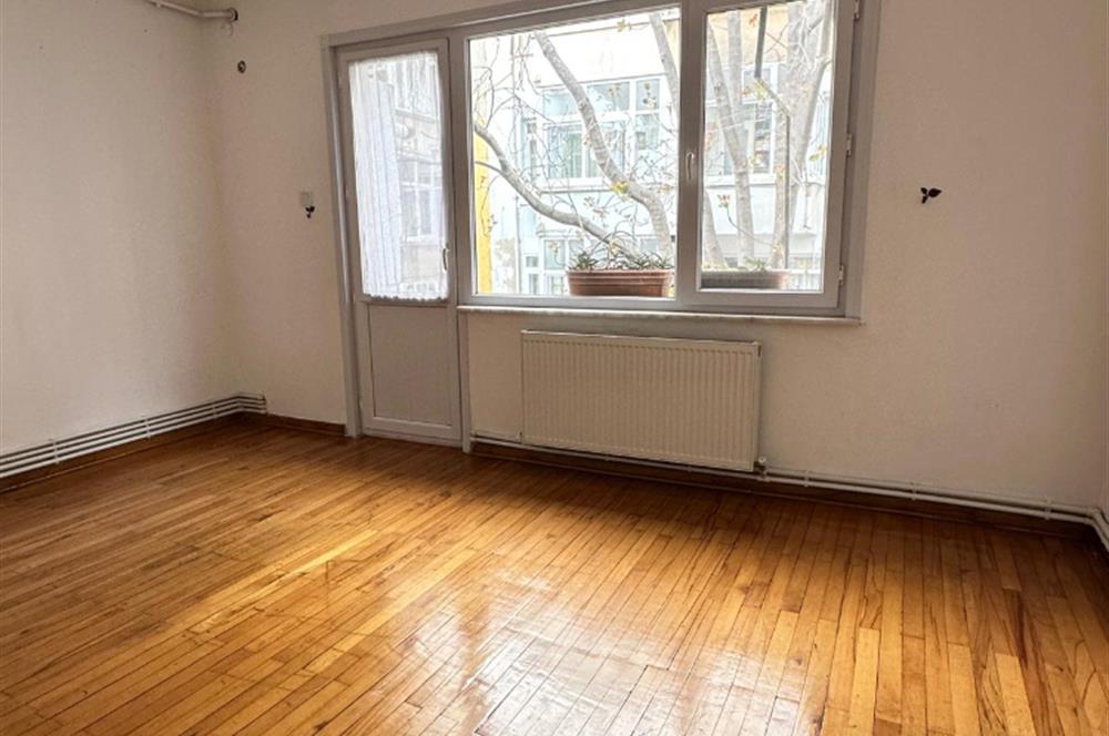 KURTULUŞ DERİCİLER SOKAKTA 2,5+1 KİRALIK DAİRE