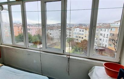 Üsküdar'da Merkezi Konumda, Cadde Üstü , Krediye Uygun Satılık!