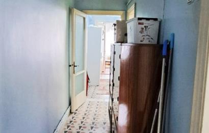 Üsküdar'da Merkezi Konumda, Cadde Üstü , Krediye Uygun Satılık!