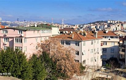 Üsküdar'da Merkezi Konumda, Cadde Üstü , Krediye Uygun Satılık!