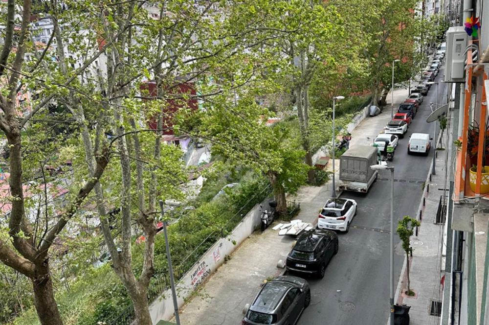 KURTULUŞ DERİCİLER SOKAKTA 2,5+1 KİRALIK DAİRE