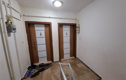 KÖRFEZ YARIMCA ATALAR MAH. CADDE ÜSTÜ SATILIK ARAKAT 3+1 DAİRE