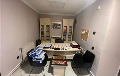 KIZILAY YEŞİLIRMAK SOKAKTA 2+1 ve SEKRETERYALI KİRALIK OFİS