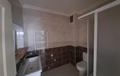 KÖRFEZ YARIMCA ATALAR MAH. CADDE ÜSTÜ SATILIK ARAKAT 3+1 DAİRE