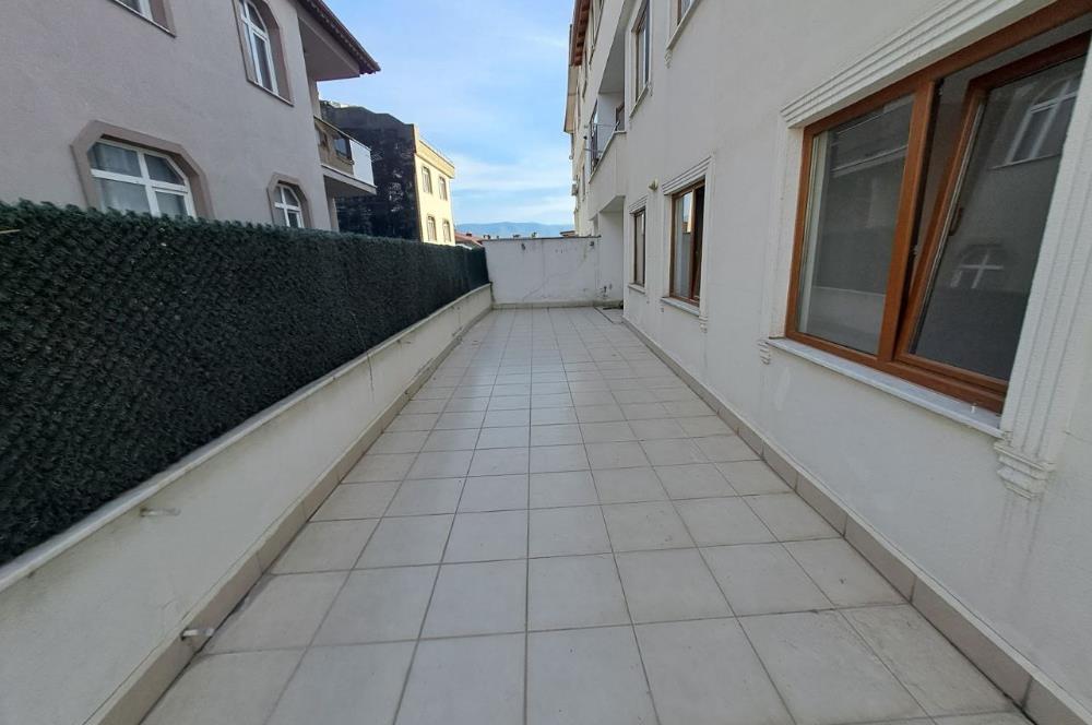 KÖRFEZ YARIMCA ATALAR MAH. CADDE ÜSTÜ SATILIK ARAKAT 3+1 DAİRE