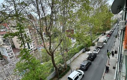 KURTULUŞ DERİCİLER SOKAKTA 2,5+1 KİRALIK DAİRE