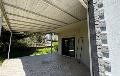 Çekmeköy 5+1 satılık bahçeli villa