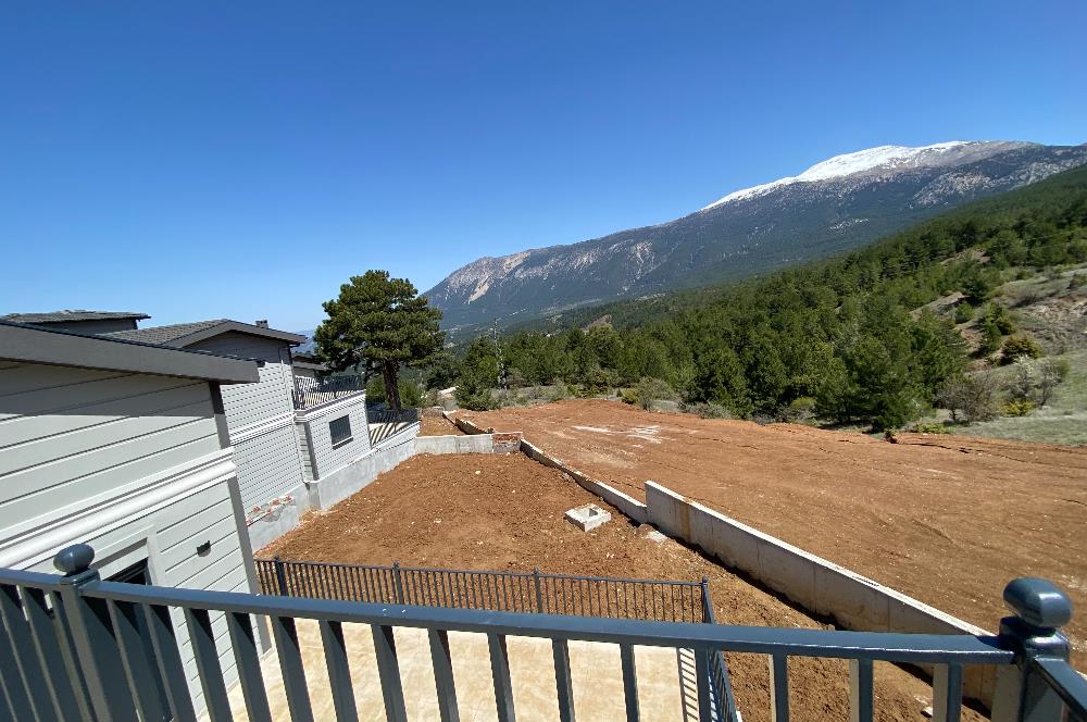 CENTURY21 Net'ten Cankurtaran'da Anahtar Teslim UltraLüx Villa