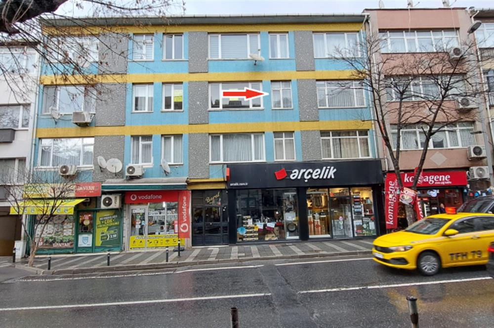 Üsküdar'da Merkezi Konumda, Cadde Üstü , Krediye Uygun Satılık!