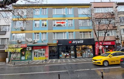 Üsküdar'da Merkezi Konumda, Cadde Üstü , Krediye Uygun Satılık!