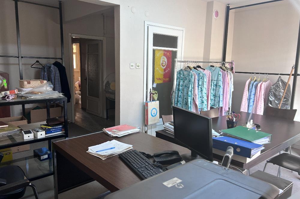 ŞİŞLİ DOLAPDERE CADDESİ ÜZERİNDE 1+1 ASANSÖRLÜ DAİRE