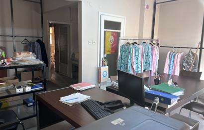 ŞİŞLİ DOLAPDERE CADDESİ ÜZERİNDE 1+1 ASANSÖRLÜ DAİRE