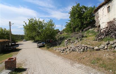 Burhaniye Kuyucak Köyünde Deniz Manzaralı Konut İmarlı Arsa