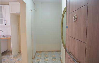 TÜLAY ÖZKÖK'TEN MODA YENİLENMİŞ ARA KAT KİRALIK DAİRE