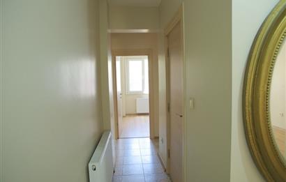 TÜLAY ÖZKÖK'TEN MODA YENİLENMİŞ ARA KAT KİRALIK DAİRE