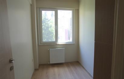 TÜLAY ÖZKÖK'TEN MODA YENİLENMİŞ ARA KAT KİRALIK DAİRE