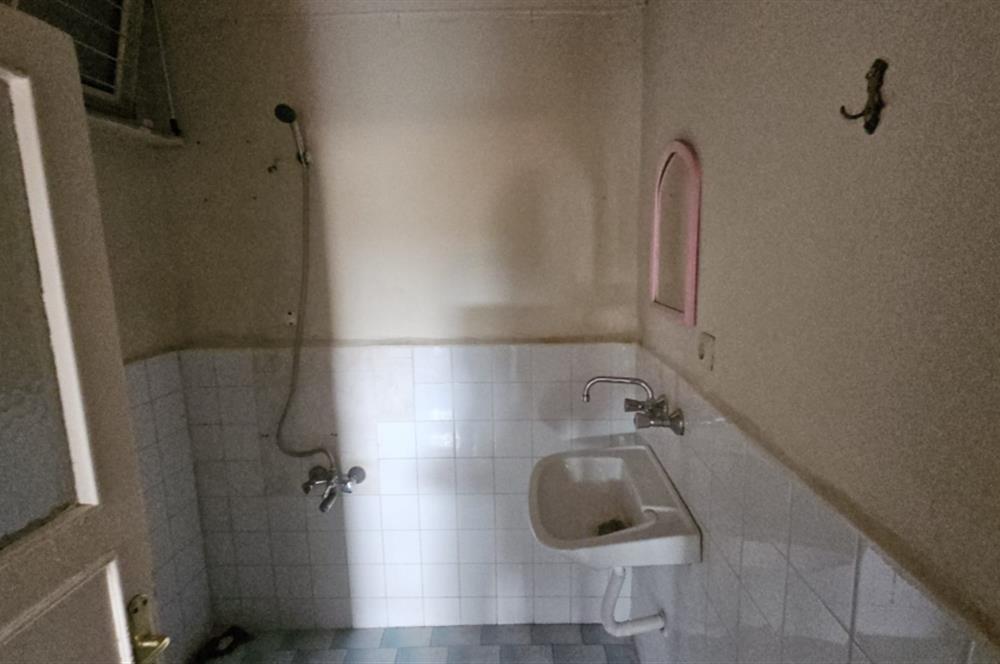 Maltepe Esenkent Mahallesi nde 2+1 Giriş Kat Kiralık Daire