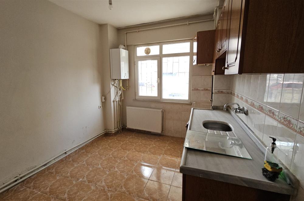 Maltepe Esenkent Mahallesi nde 2+1 Giriş Kat Kiralık Daire