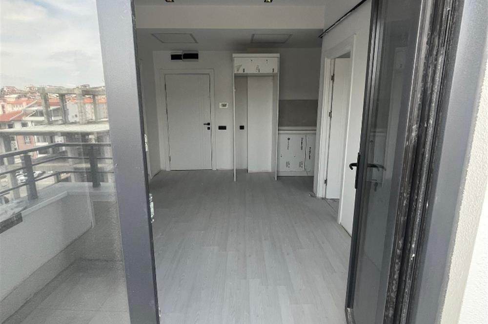 C21 LOCADAN OKULLAR BÖLGESİ MİLLENİUM LİFE' DA SATILIK 2+1 DAİRE