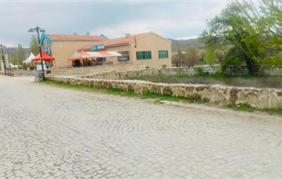 CENTURY 21 PLUS İHSANİYE-AYAZİNİ EŞSİZ KONUMDA TARLA