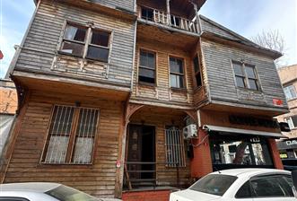 Kadıköy Hasanpaşa Ana Cadde Üzerinde Tabela Değeri Yüksek Bin