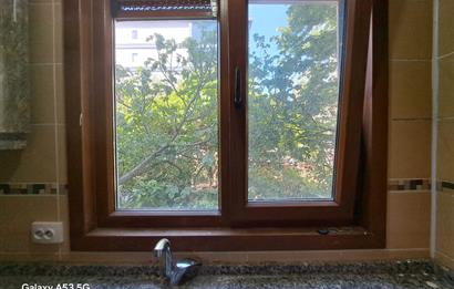 İdealtepe'de Metroya 5 Dk ,Geniş Cepheli Kiralık 3+1 Daire