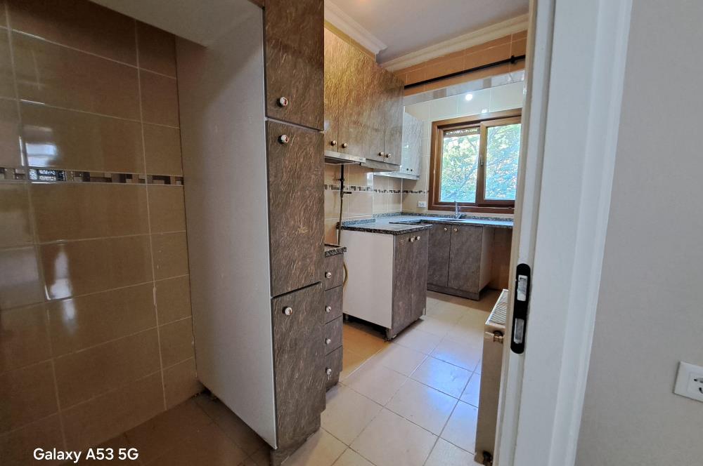 İdealtepe'de Metroya 5 Dk ,Geniş Cepheli Kiralık 3+1 Daire