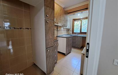 İdealtepe'de Metroya 5 Dk ,Geniş Cepheli Kiralık 3+1 Daire