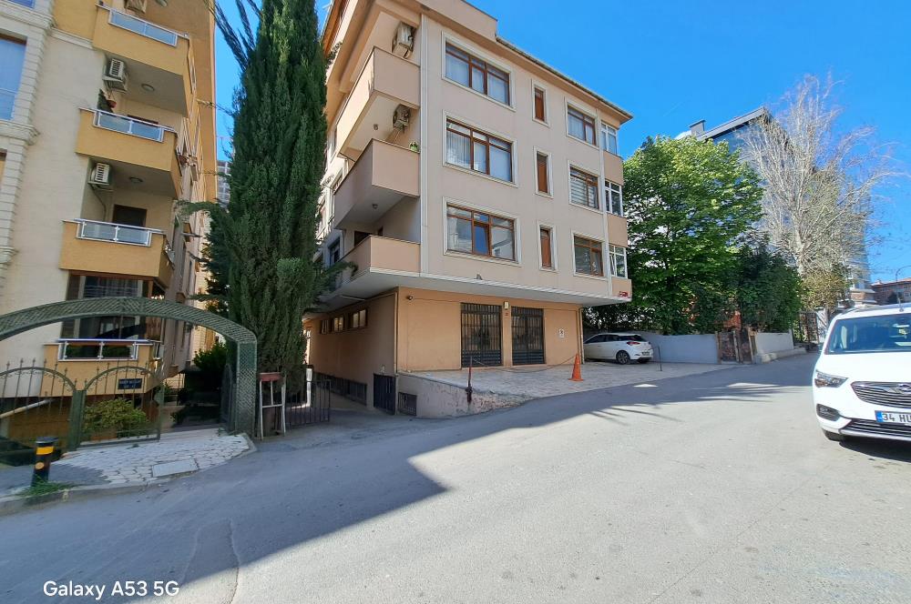 İdealtepe'de Metroya 5 Dk ,Geniş Cepheli Kiralık 3+1 Daire
