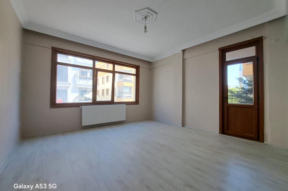 İdealtepe'de Metroya 5 Dk ,Geniş Cepheli Kiralık 3+1 Daire