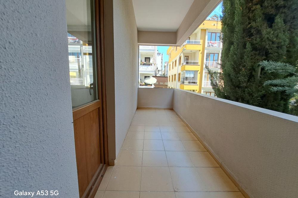 İdealtepe'de Metroya 5 Dk ,Geniş Cepheli Kiralık 3+1 Daire