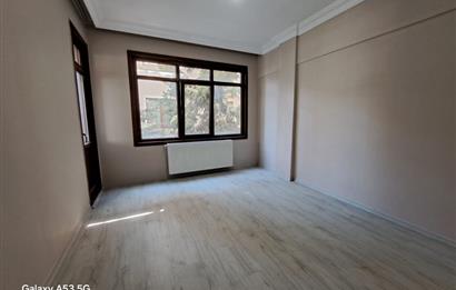İdealtepe'de Metroya 5 Dk ,Geniş Cepheli Kiralık 3+1 Daire