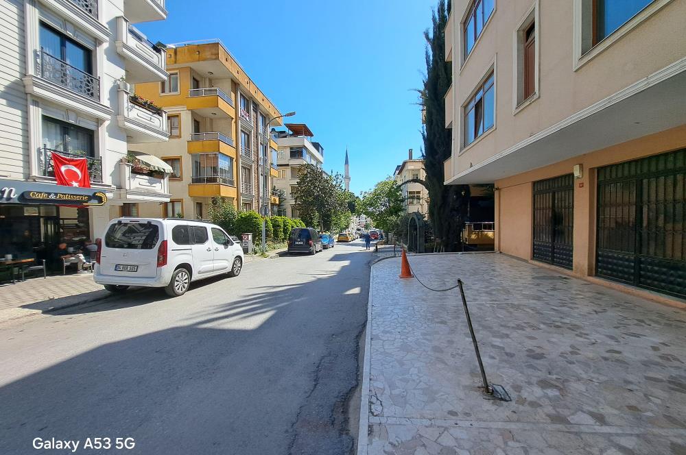 İdealtepe'de Metroya 5 Dk ,Geniş Cepheli Kiralık 3+1 Daire