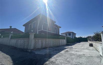 KAYNARCA BÜYÜKYANIK’ta 3+1 110 m2 Net Özel Havuzlu Bahçeli Sıfır Villa
