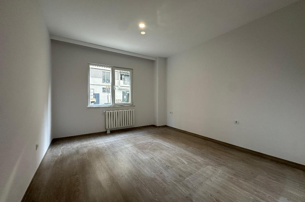 TUZLA ŞEHRİYAZ BEŞEVLER SİT. BAHÇE KULLANIMLI KİRALIK GENİŞ 2+1