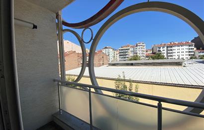İstiklal Mahallesi Satılık 1+0 Daire
