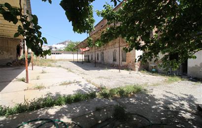 C21 MY MADRADAN EDREMİT'TE 3.900 M2 ARSA VE FABRİKA BİNASI