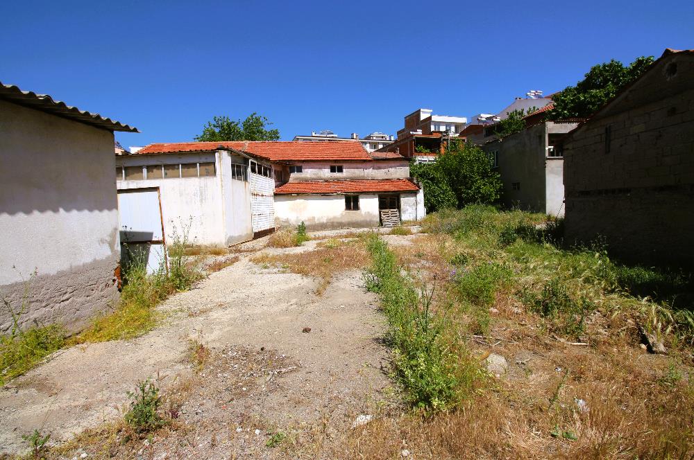 C21 MY MADRADAN EDREMİT'TE 3.900 M2 ARSA VE FABRİKA BİNASI