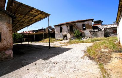 C21 MY MADRADAN EDREMİT'TE 3.900 M2 ARSA VE FABRİKA BİNASI