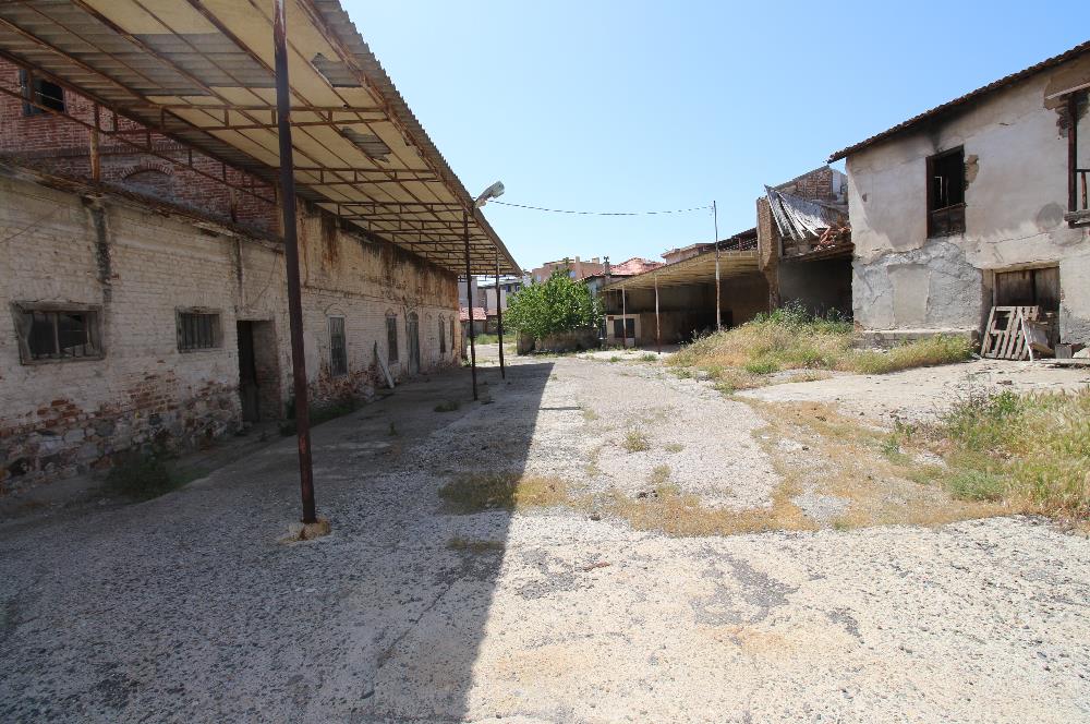 C21 MY MADRADAN EDREMİT'TE 3.900 M2 ARSA VE FABRİKA BİNASI
