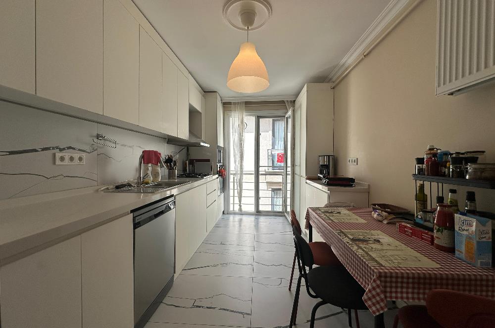AYDINEVLERDE METRO'YA YAKIN ÇİFT GİRİŞLİ 4+2 DUBLEKS