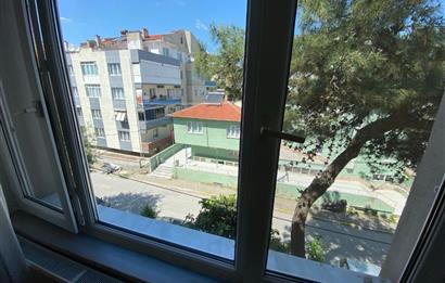 CENTURY21 BAL'DAN C.TOPEL CD.ATATÜRK PARKI YANI EŞYALI 2+1 TEMİZ