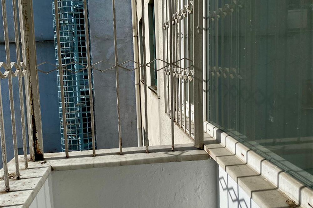 ŞİŞLİ ELMADAĞ CADDE ÜZERİ TEMİZ VE FERAH KİRALIK OFİS