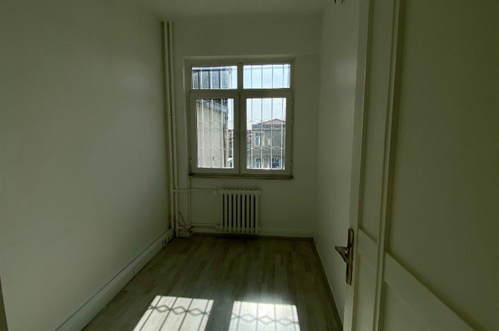 ŞİŞLİ ELMADAĞ CADDE ÜZERİ TEMİZ VE FERAH KİRALIK OFİS
