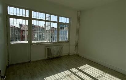 ŞİŞLİ ELMADAĞ CADDE ÜZERİ TEMİZ VE FERAH KİRALIK OFİS